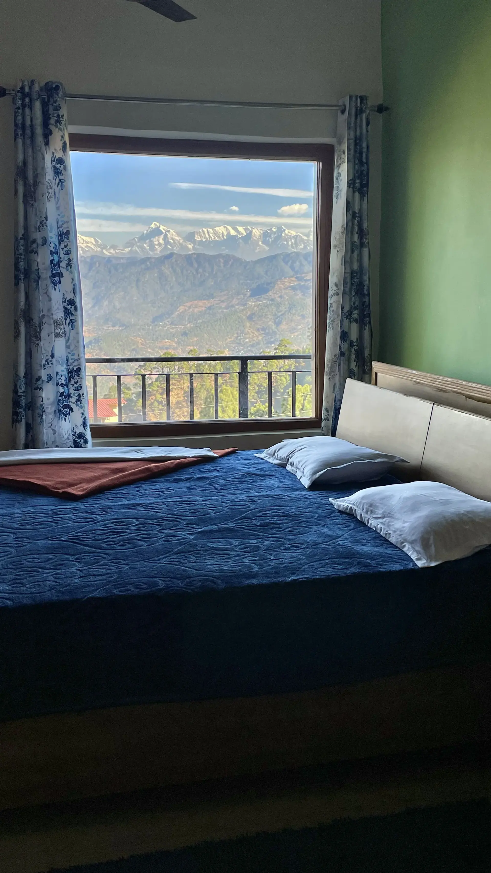 Deluxe Apartments